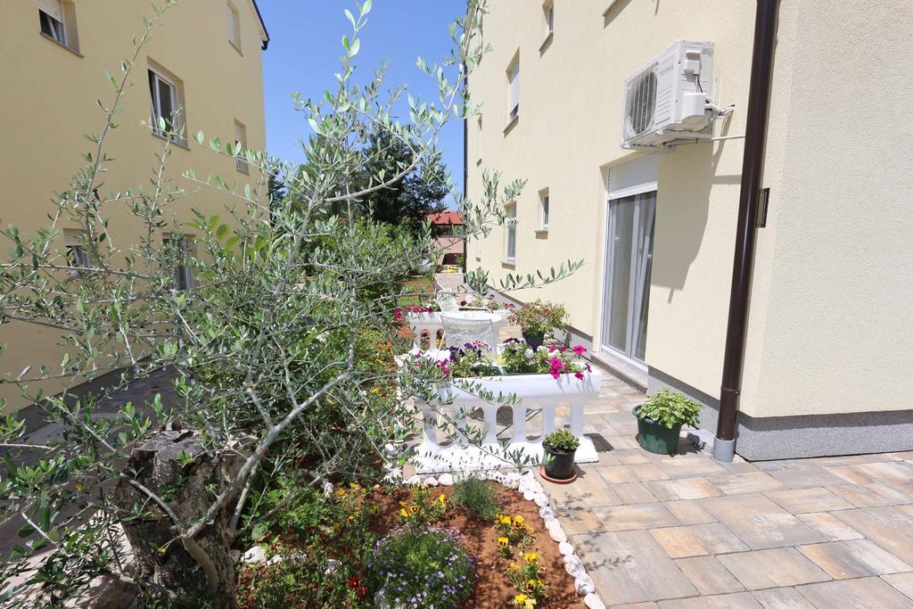 Apartments Bellator Silo  Luaran gambar
